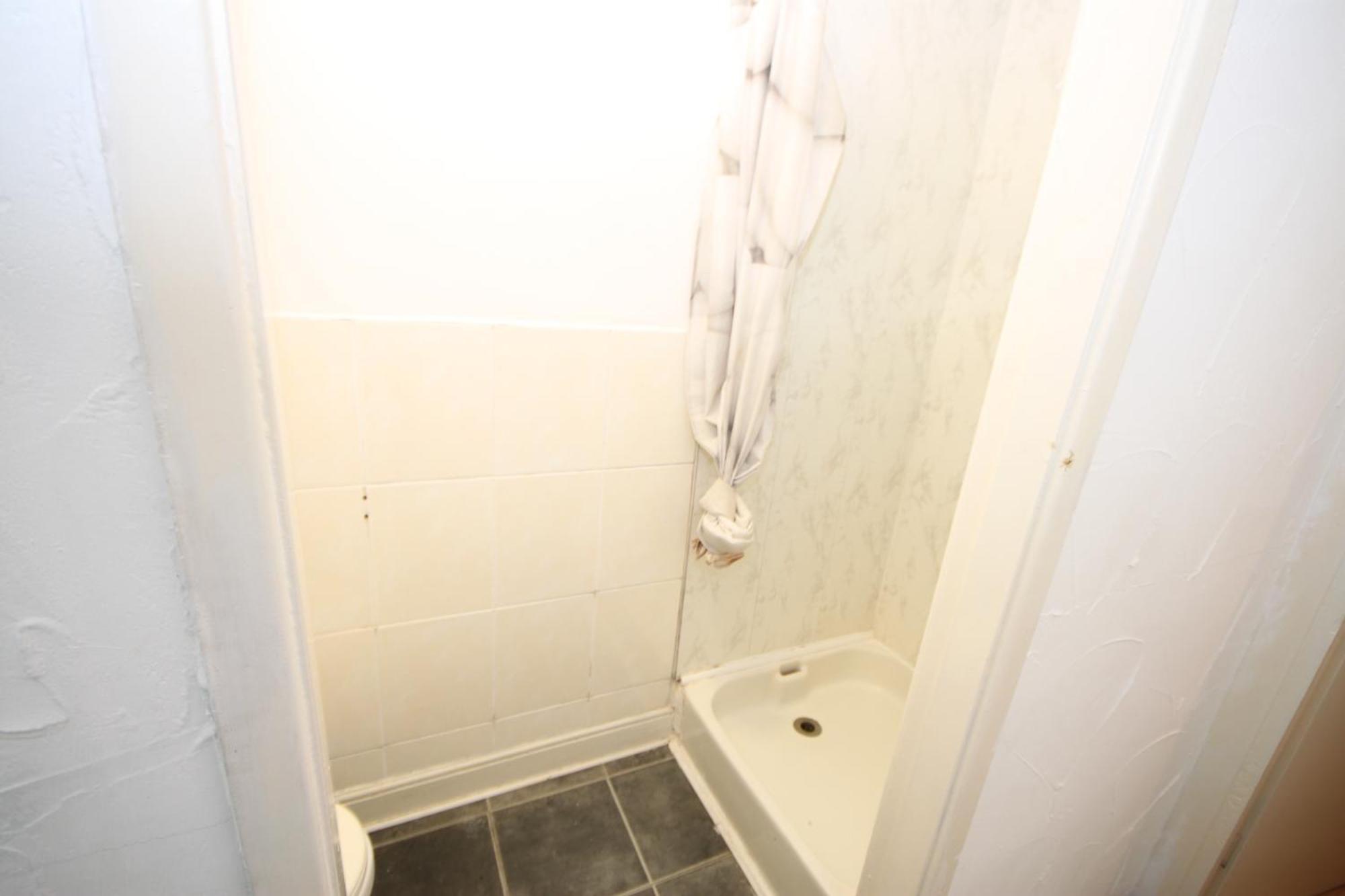 Barton Seaview, Self Catering Studio Apartments, Promenade & Central Beach Location, Families, Couples Or 23 Years Plus Only, Free Parking Blackpool Rom bilde